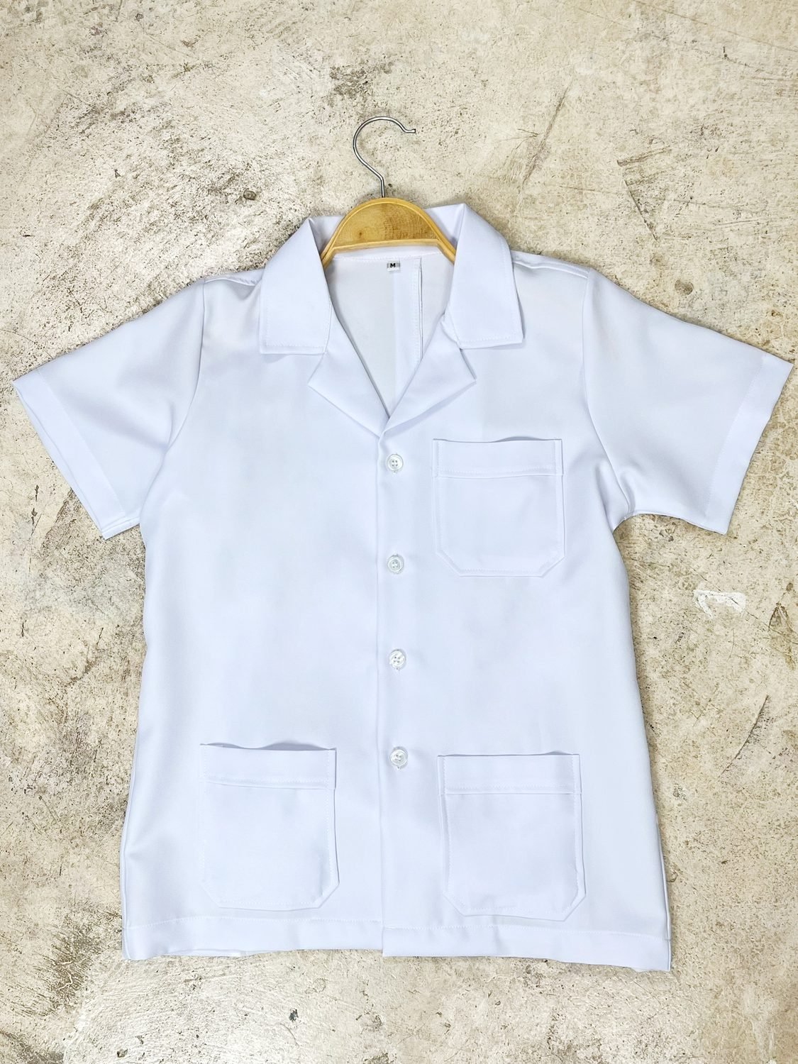 เสื้อกาวน์แขนสั้น 3 กระเป๋า — The Bow Uniform